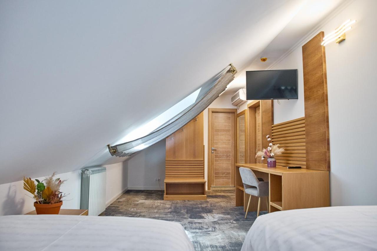 Hotel Eden Râmnicu Sărat Dış mekan fotoğraf